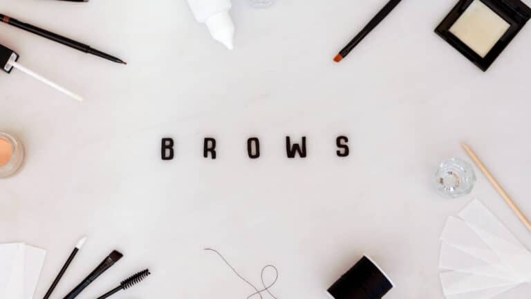 EYEBROW WAXING, THREADING & TWEEZING..what’s best?
