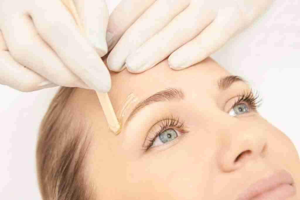 eyebrow waxing and shaping