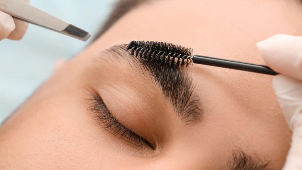 Brow and Lash Services near North Shoal Creek Austin at The Brow Fixx! 1 brow wax and shaping service
