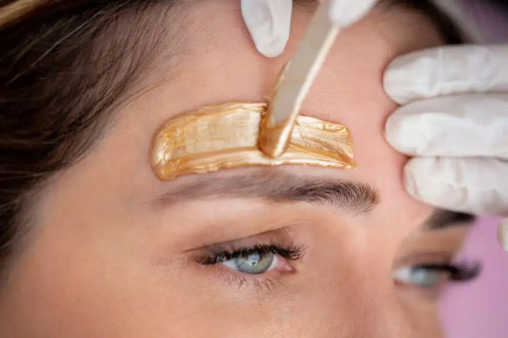 Eyebrow waxing and full face waxing service in Santa Monica, Brentwood, and Austin