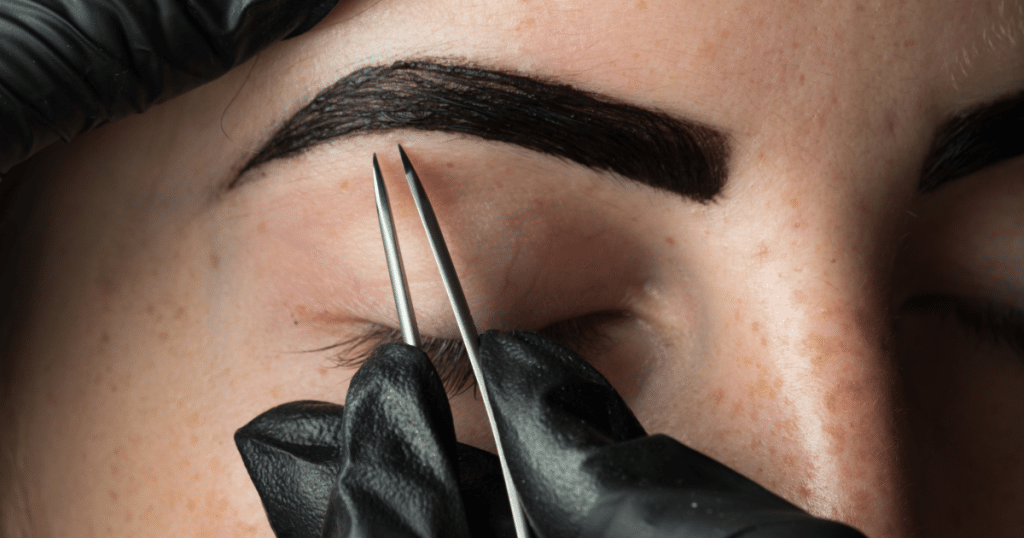 eyebrow tinting and shaping service