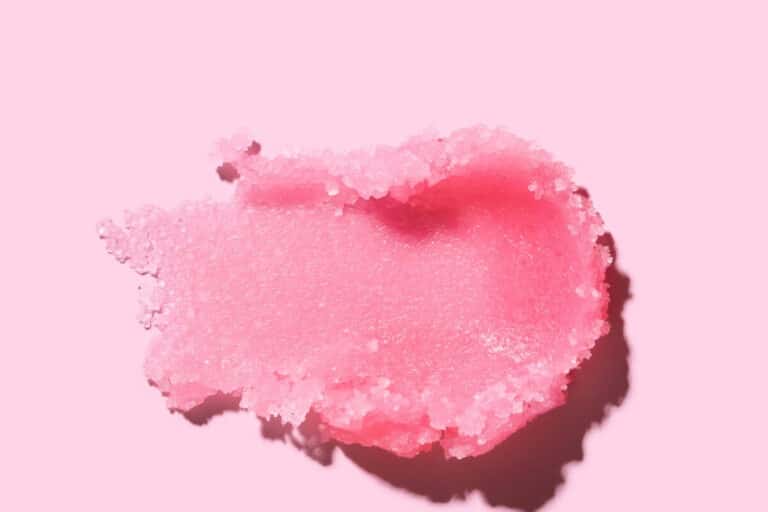 How to Prevent Ingrown Hairs After a Waxing Session