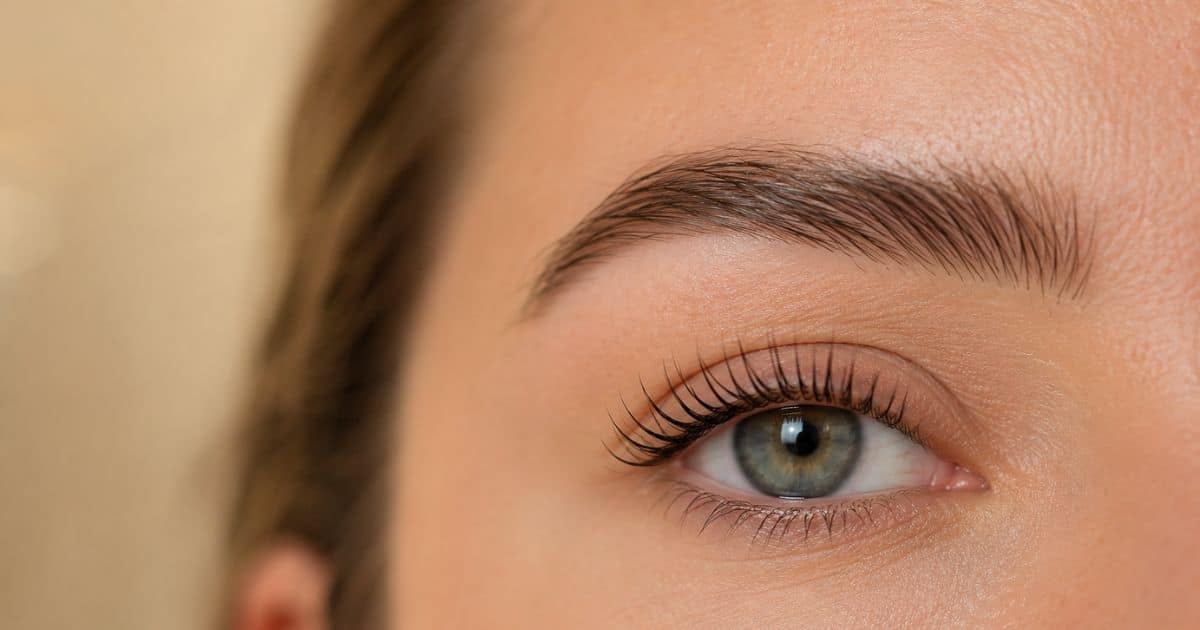lash lift and tint