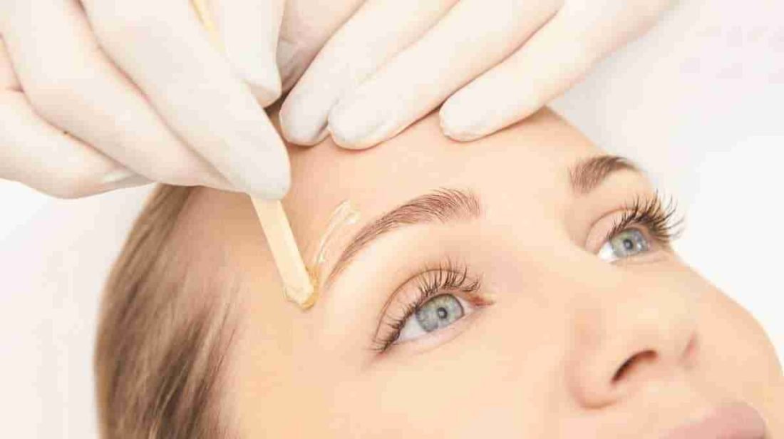 eyebrow waxing and shaping