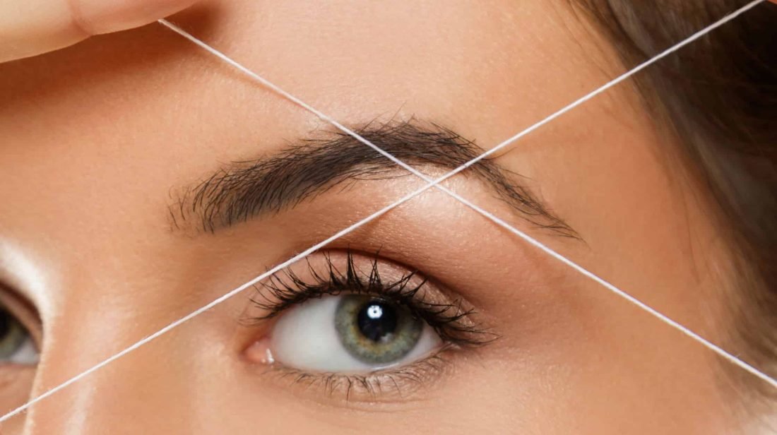 eyebrow threading service technique