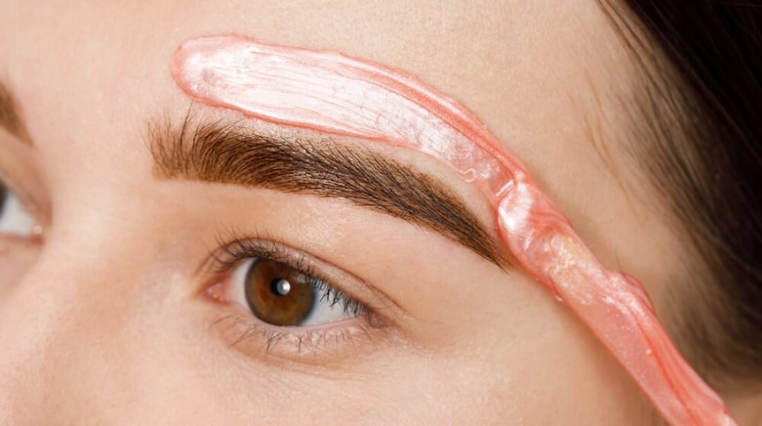 eyebrow wax and shape service